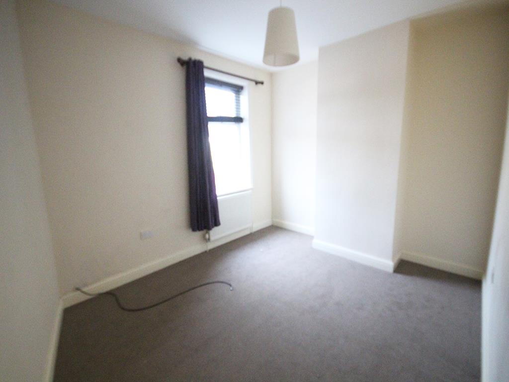 2 bedroom mid terrace house To Let in Fence - IMG_0499.jpg